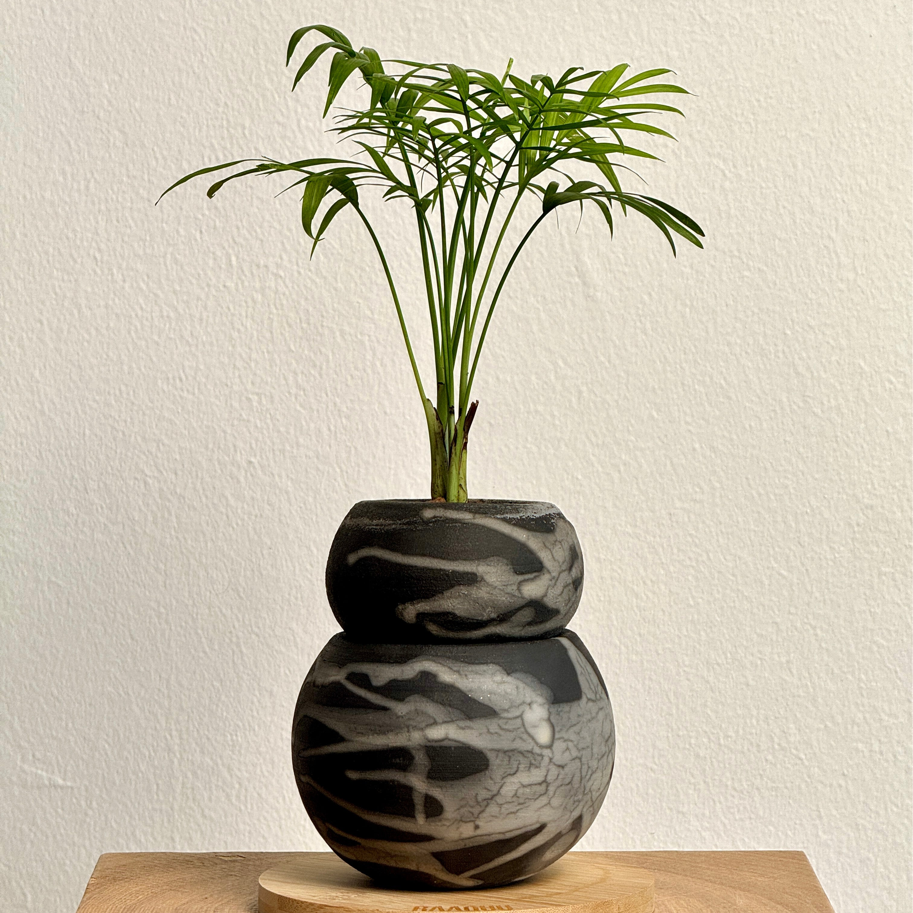 Tsuchi Planter